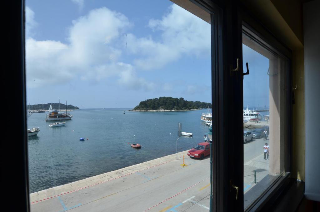 Apartments Ana City Rovinj Quarto foto